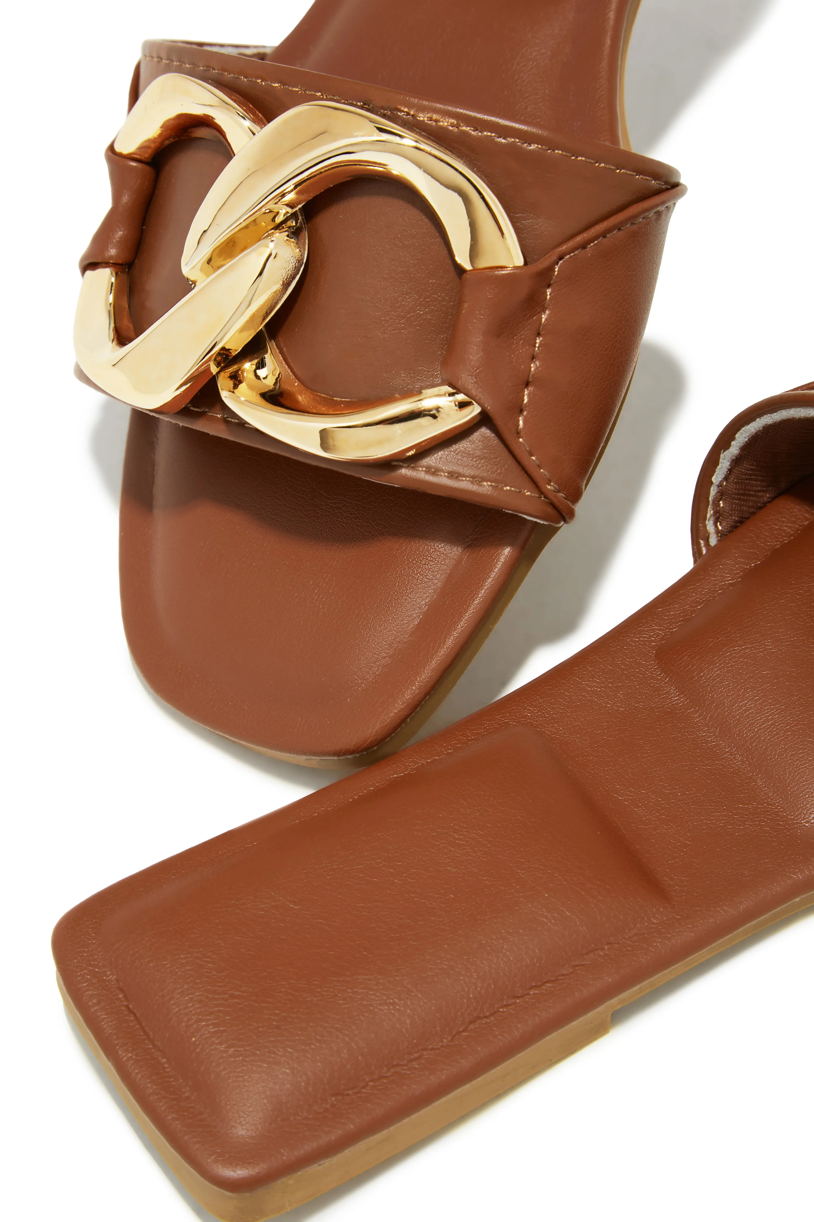 Hot Weekend Slip On Sandals - Tan