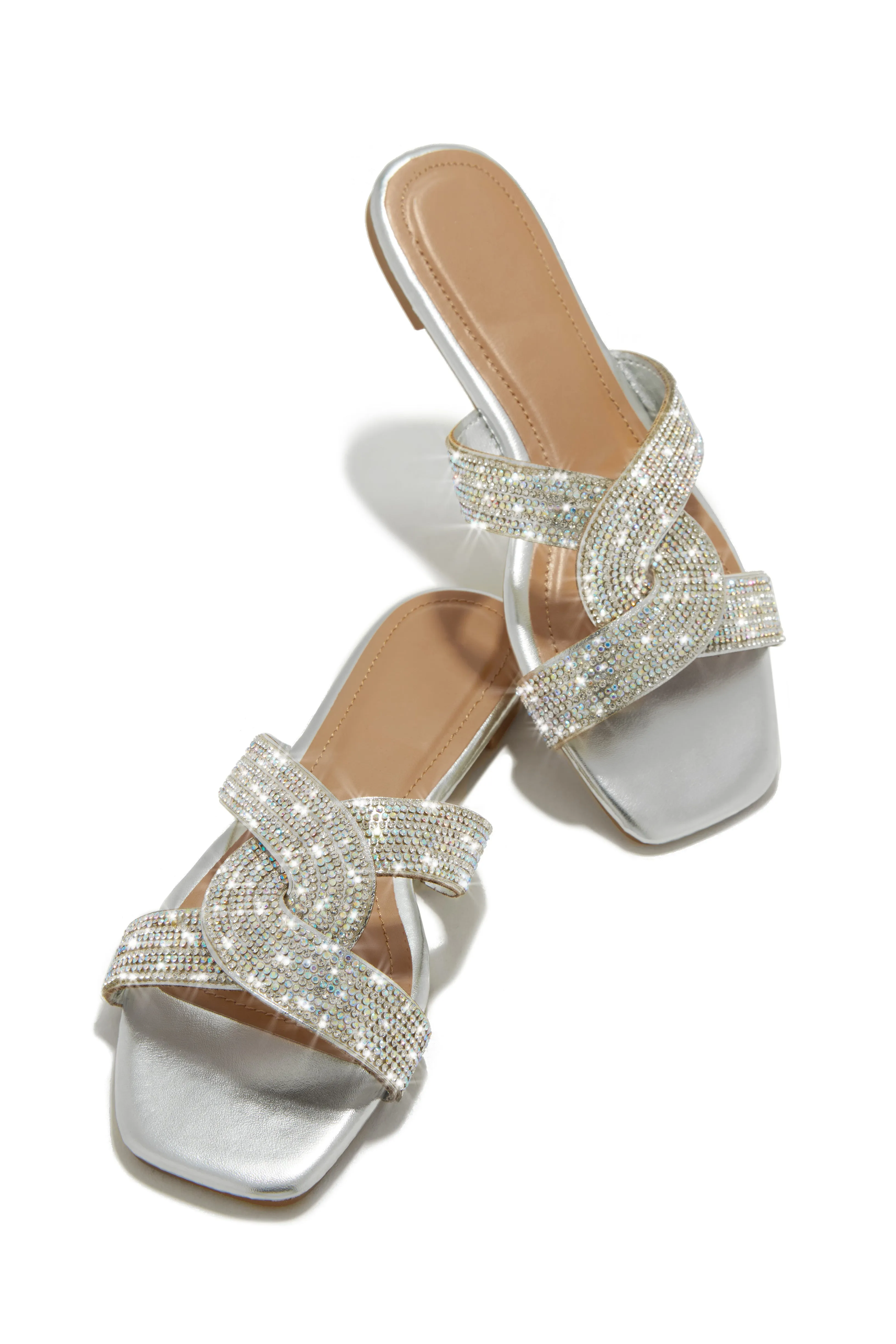 Weekend Ready Embellished Slip On Sandals - Silver